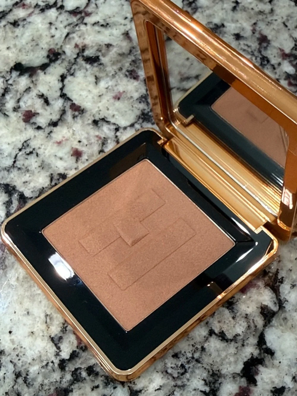 Haus Labs By Lady Gaga Terra Sol Velvet Bronzer - Terra Sol